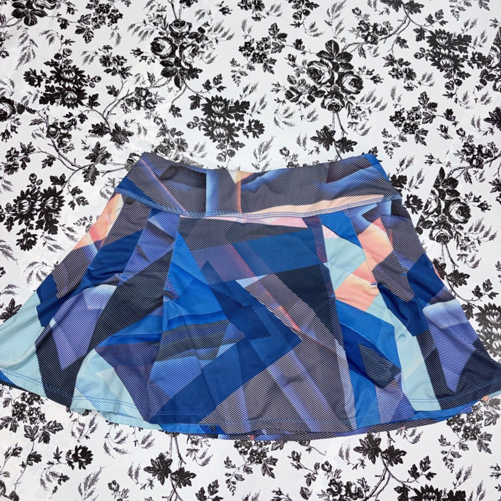 Athleta Skort -Tennis-Golf-Pickleball with Built-In Shorts Zip Pocket Multicolor
